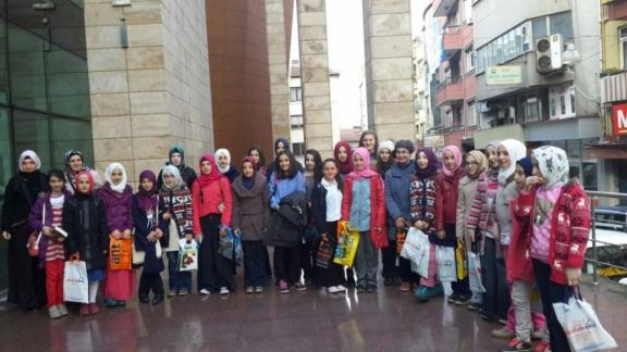 Yomra İmam Hatip Ortaokulu Trabzon Kitap Fuarına Gezi Düzenledi