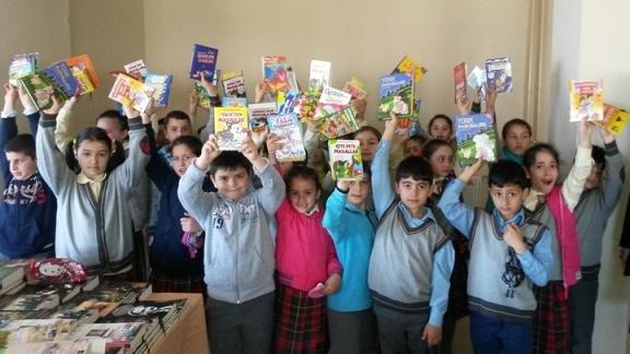 Yavuz Selim Ortaokulu Öğrencileri Kitap Fuarında