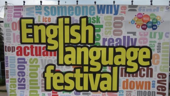 Merkez İlkokulu İngilizce Festivali