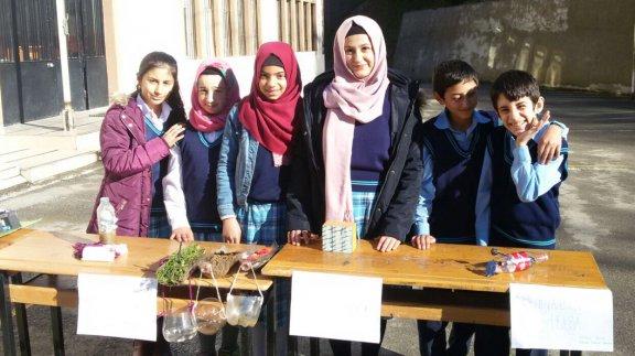Oymalıtepe Şehit Sedat Kaplan Ortaokulu Fen Bilimleri Proje Sergisi Düzenledi