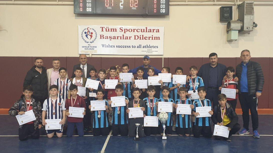 Trabzon Futsal Şampiyonasına Yomra Damga Vurdu...