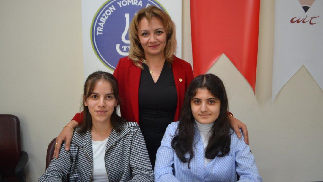 IV. Ulusal Bilim Kampında Türkiye İkincisi Olan Öğrencilerimiz Merve Bulut ve Dilay Birinci'yi Tebrik Ediyoruz