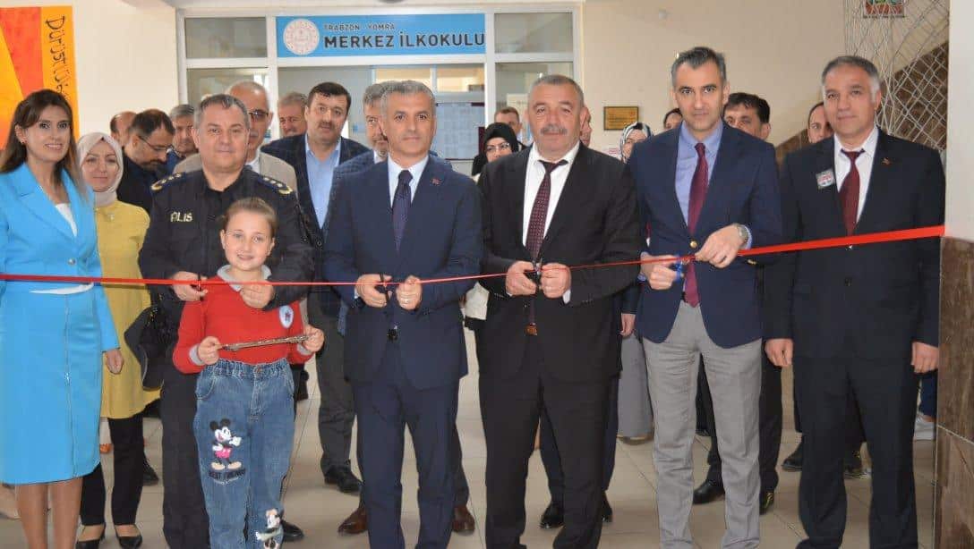 ''EĞİTİM SOKAKLARI PROJESİ'' AÇILIŞI MERKEZ İLKOKULUNDA GERÇEKLEŞTİ