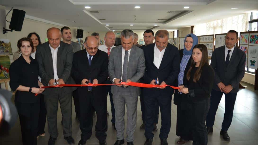 YOMRA ANADOLU LİSESİ'NDEN SANAT VE BİLİM DOLU ETKİNLİK