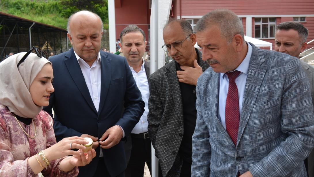 VİLAYETLER BİRLİĞİ ÖZEL EĞİTİM UYGULAMA OKULU'NDAN YIL SONU KERMESİ