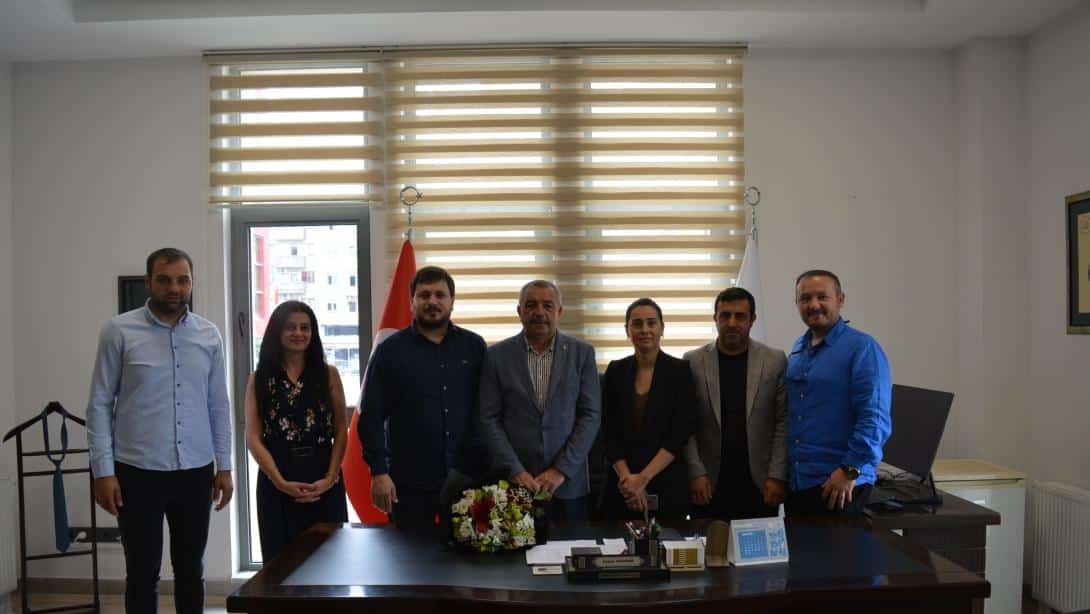 BORDO-MAVİ 61 SPOR KLÜBÜNDEN MÜDÜRLÜĞÜMÜZE ZİYARET